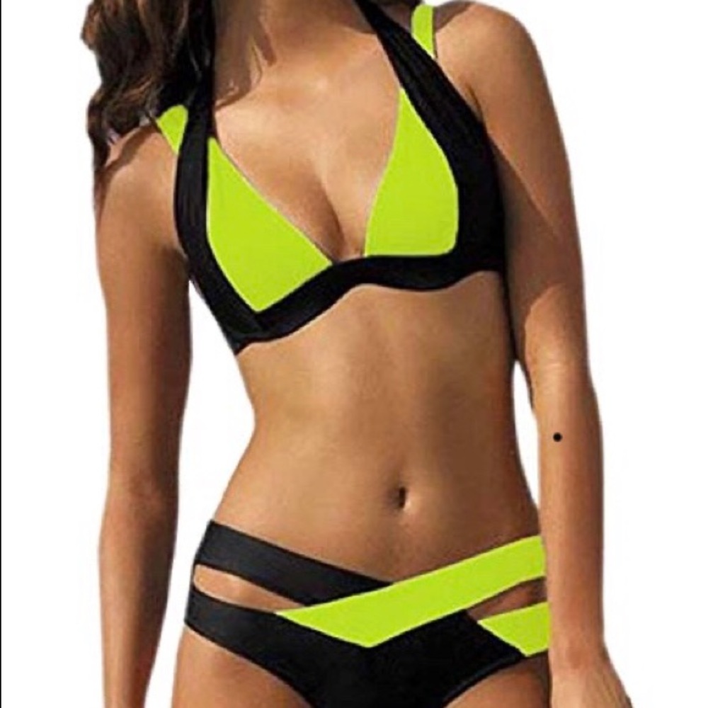 Triangle Bikini
